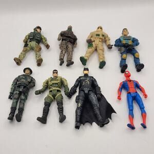 Action figure lot 8